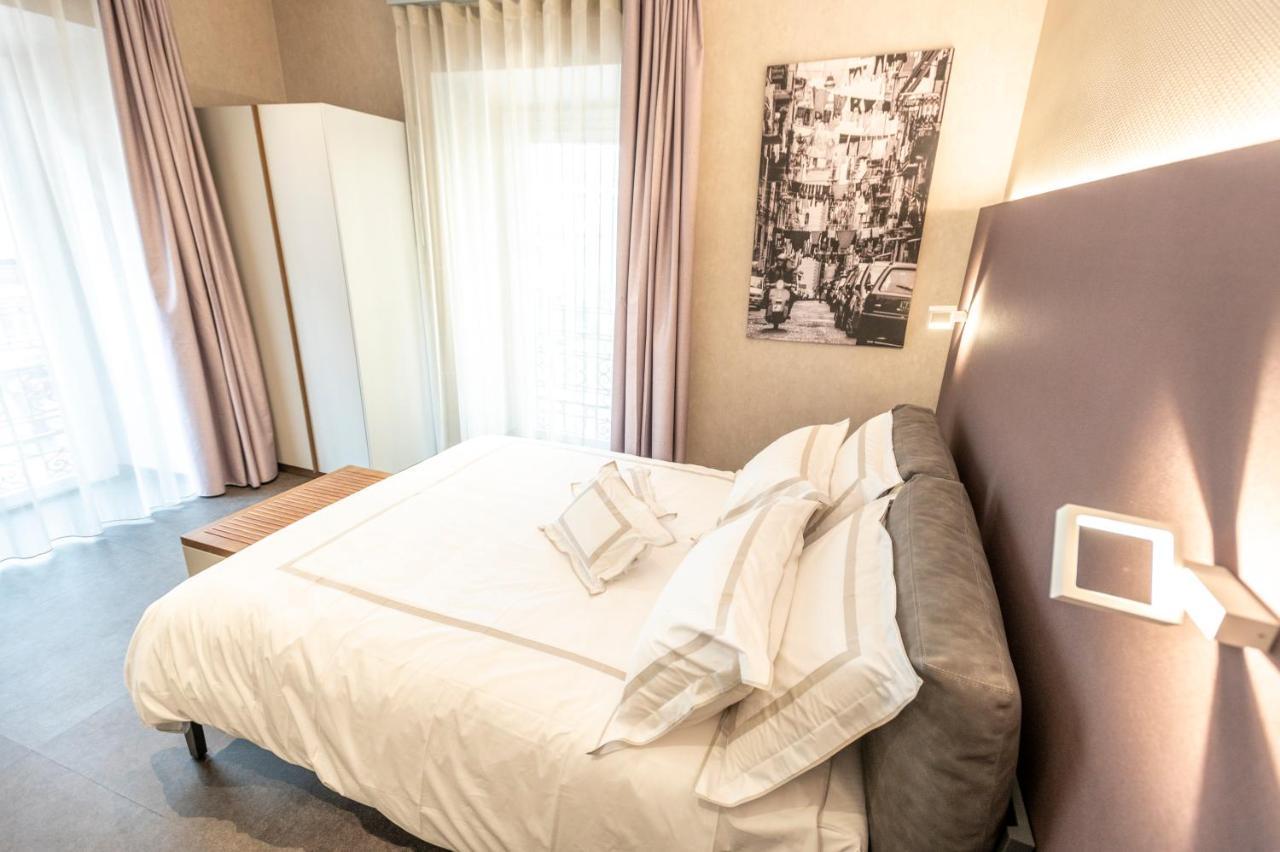 B&B Il Divino 那不勒斯 外观 照片